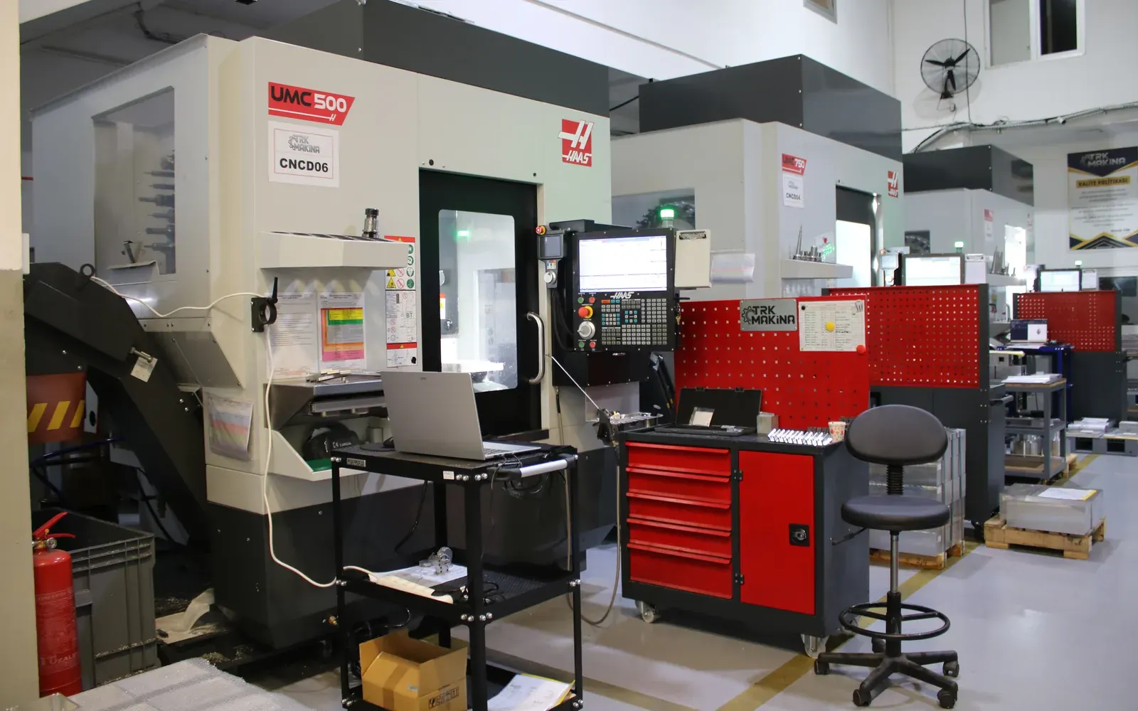 TRK Makina production floor: HAAS 5-axis machining centres